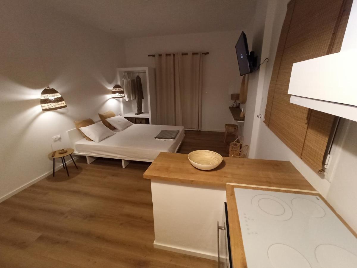 Harmony Appartement Poros Town Buitenkant foto