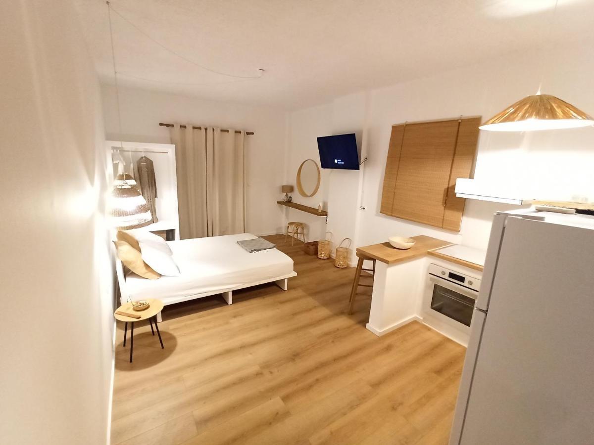 Harmony Appartement Poros Town Buitenkant foto