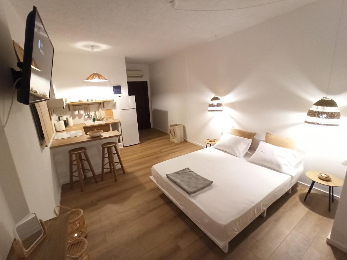 Harmony Appartement Poros Town Buitenkant foto